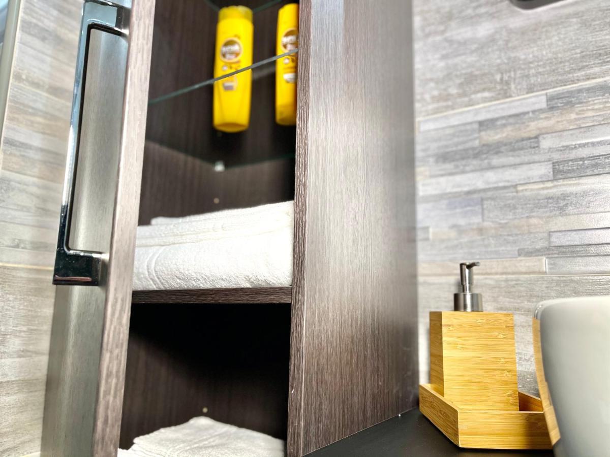 N51 Apartment Наполи Екстериор снимка
